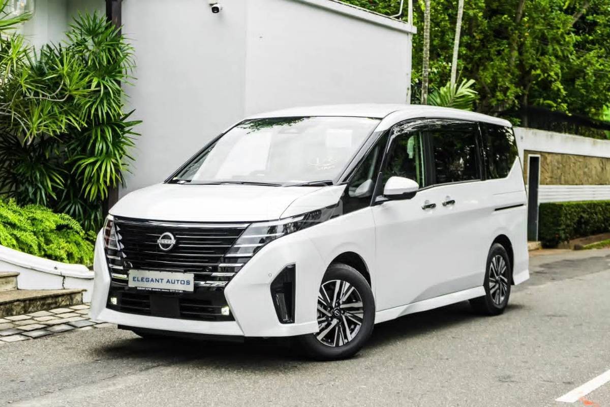 Image Nissan Serena Highway star Hybrid 2025